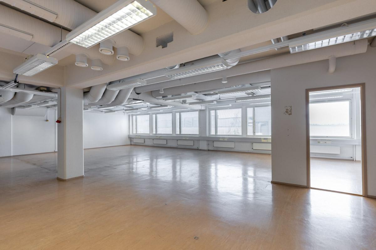 Atomitie 5, 1721m2, 4. kerros, Toimistotila