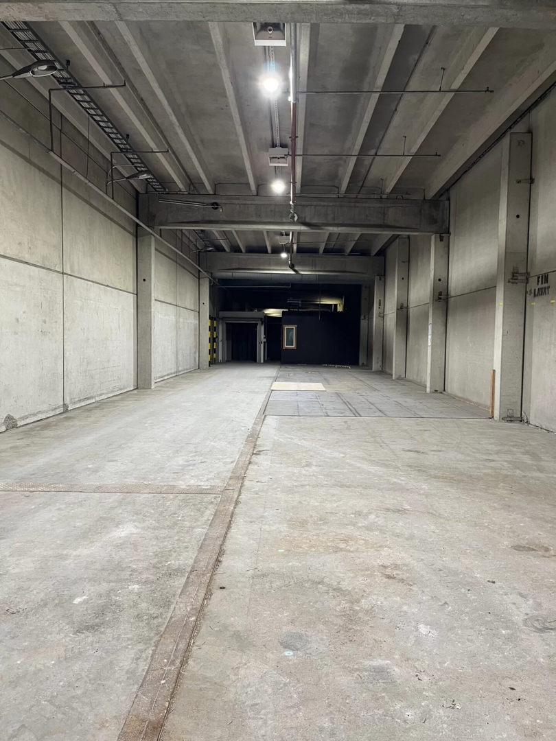 Äimäkuja 6 OULU, 2436m2, 1. kerros, Varastotila