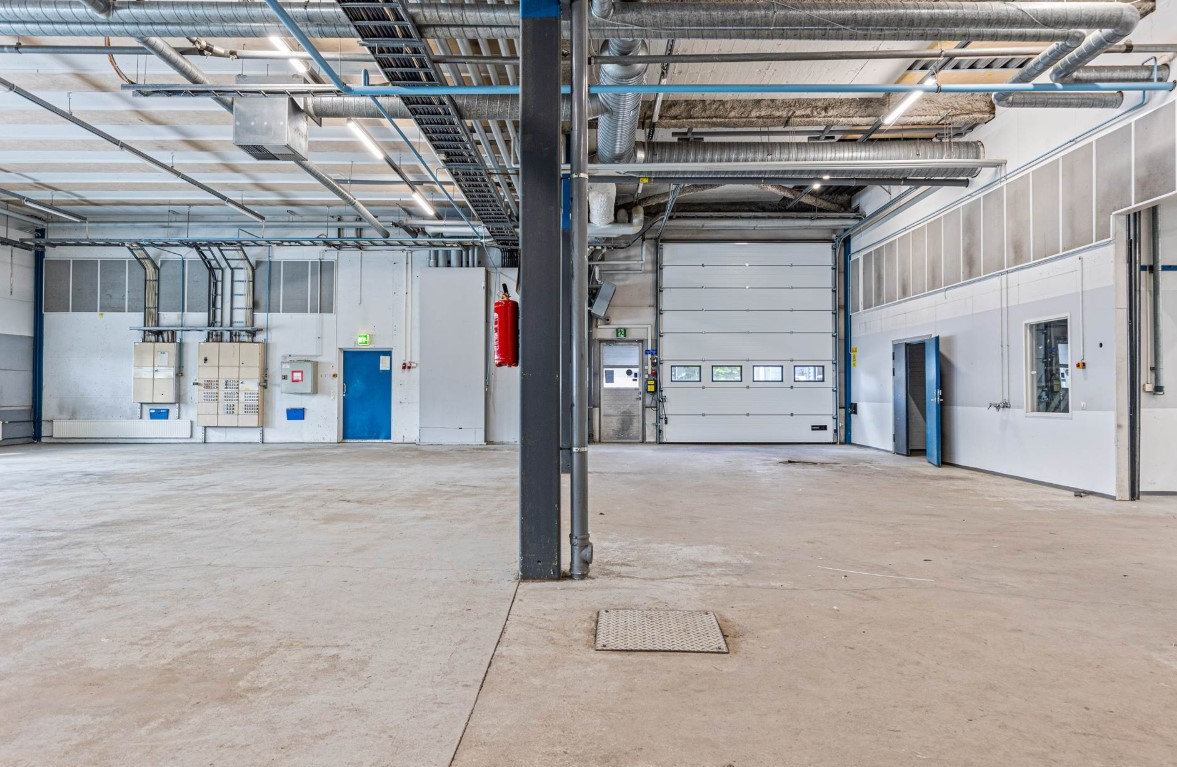 Postitorvenkatu 14 TAMPERE, 911m2, , Varastotila