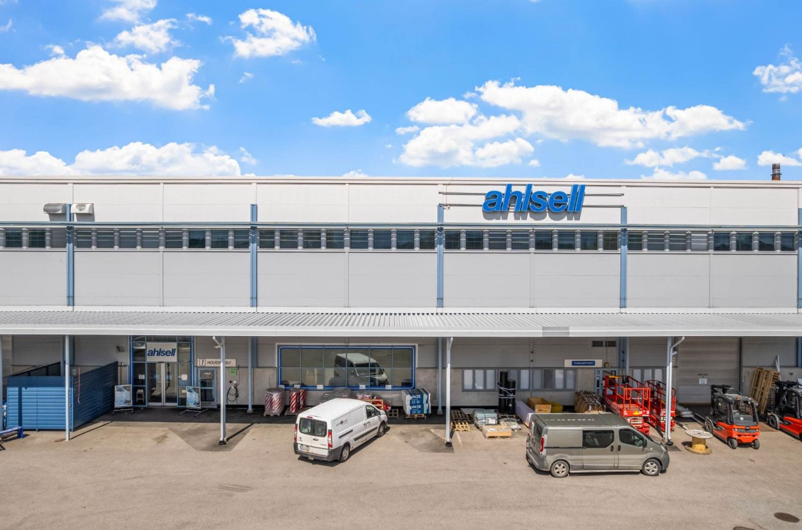 Vihiojantie 1 TAMPERE, 2581m2, , Varastotila