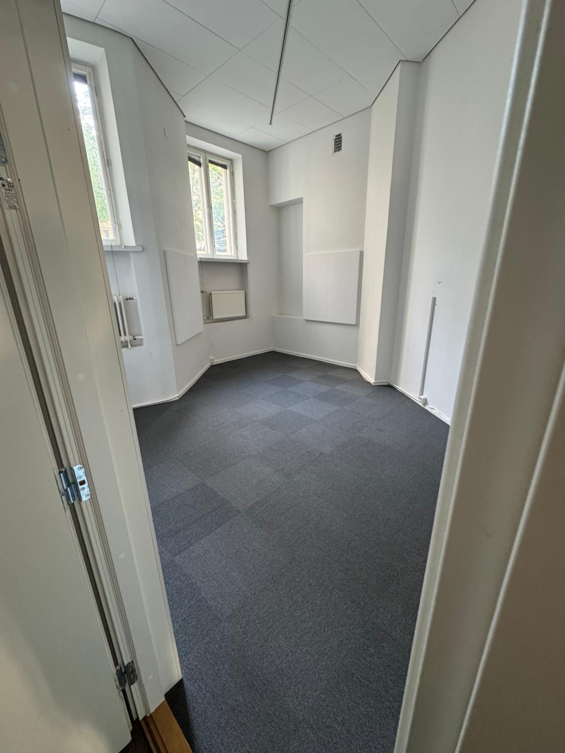 Eteläinen Hesperiankatu 8, 250m2, Katutaso, Liiketila