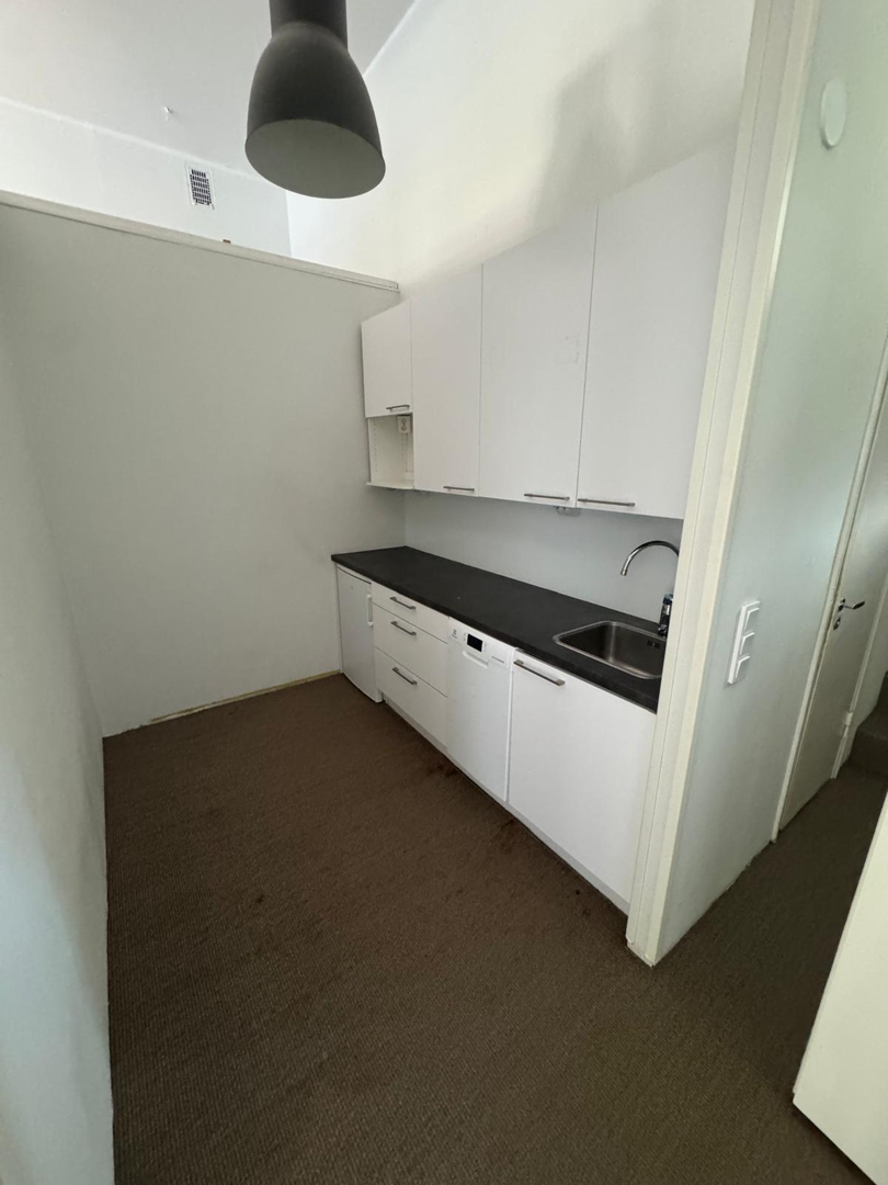 Eteläinen Hesperiankatu 8, 250m2, Katutaso, Liiketila