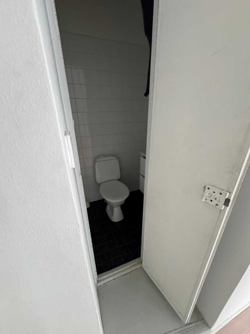 Eteläinen Hesperiankatu 8, 250m2, Katutaso, Liiketila