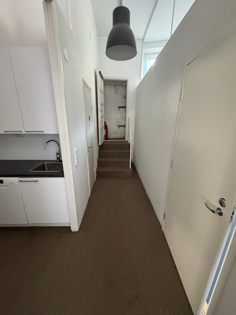 Eteläinen Hesperiankatu 8, 250m2, Katutaso, Liiketila