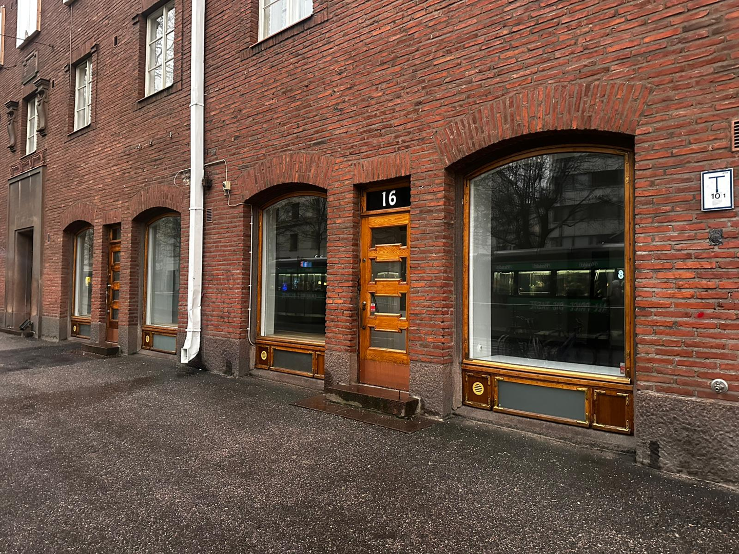 Helsinginkatu 16, 168m2, katutaso, Liiketila