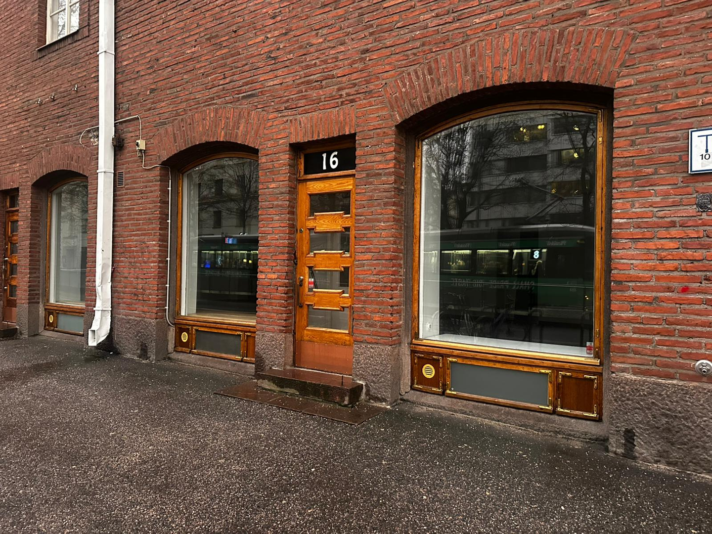 Helsinginkatu 16, 168m2, katutaso, Liiketila