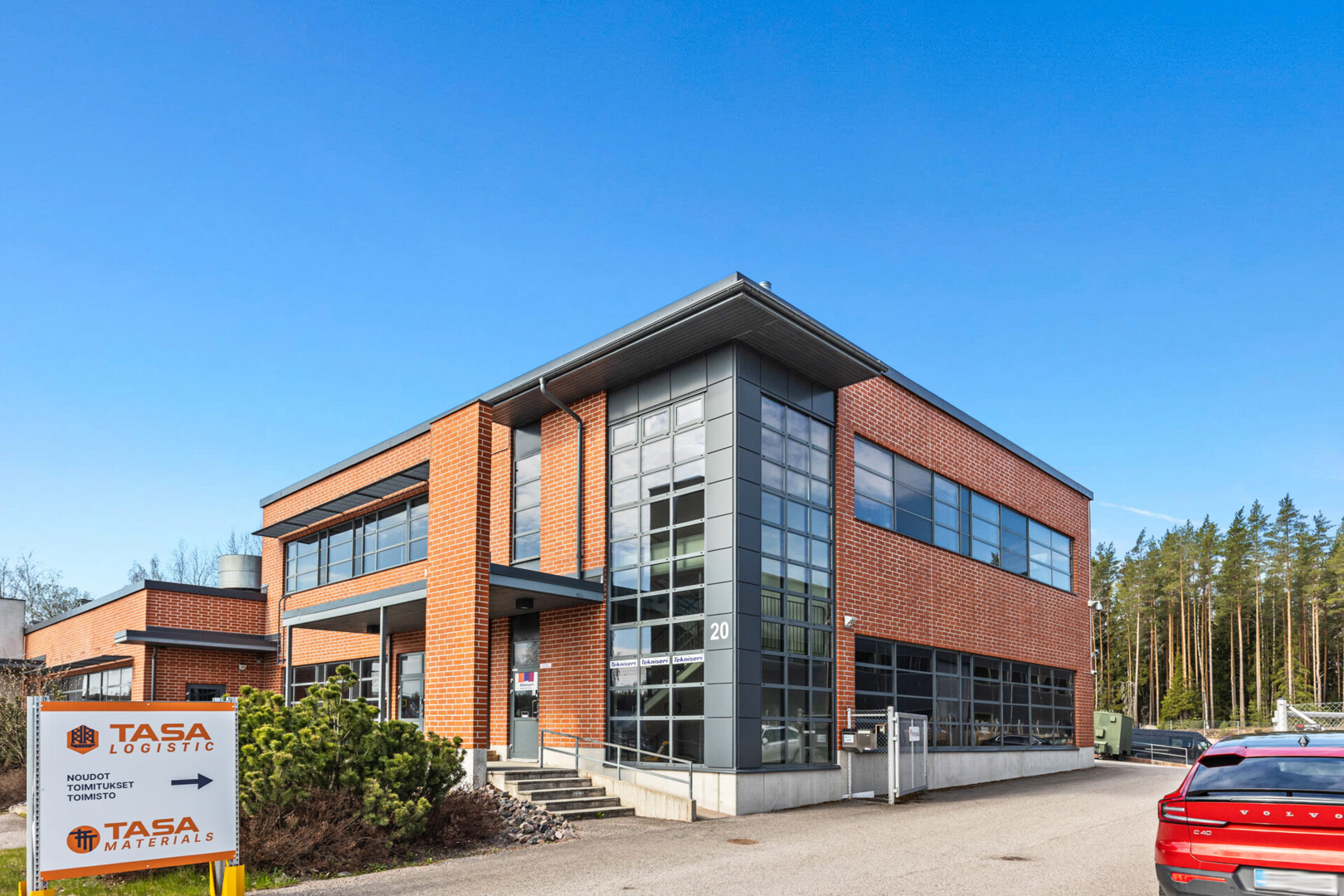 Koskelontie 20, 1200m2, Katutaso, Varastotila