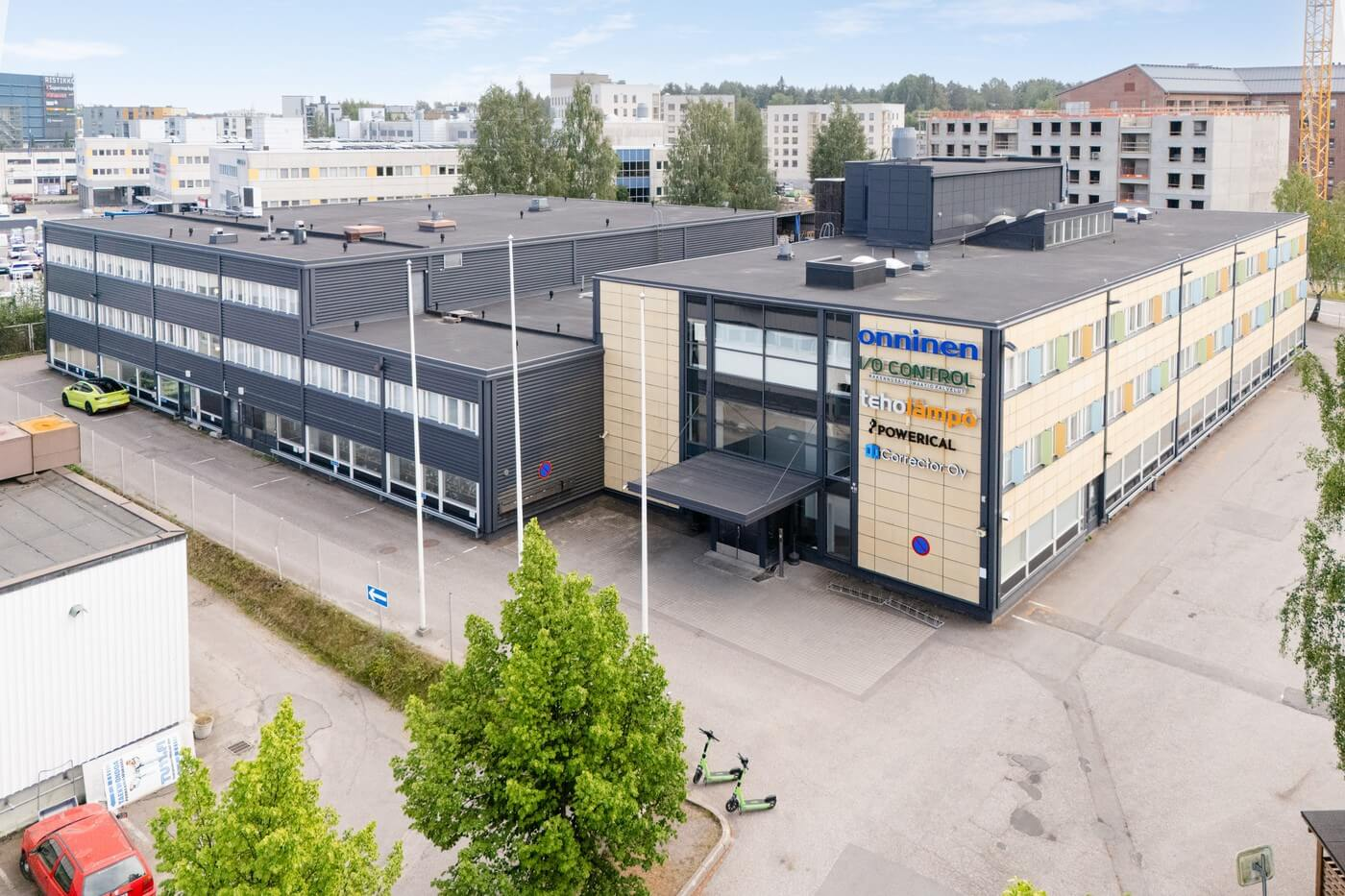 Ristipellontie 16, 560m2, 3. kerros, Toimistotila