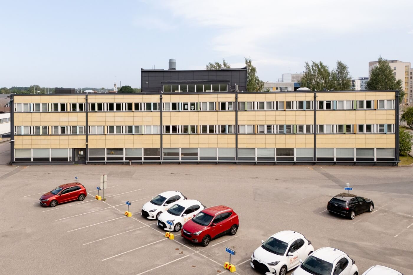 Ristipellontie 16, 560m2, 3. kerros, Toimistotila