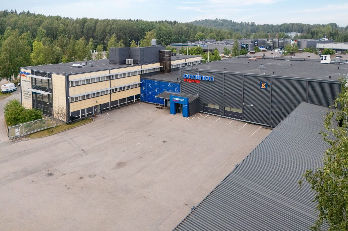 Ristipellontie 16, 560m2, 3. kerros, Toimistotila