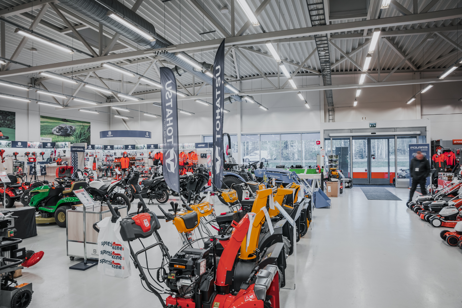 Hakamäenkuja 2 LOHJA, 650m2, , Liiketila