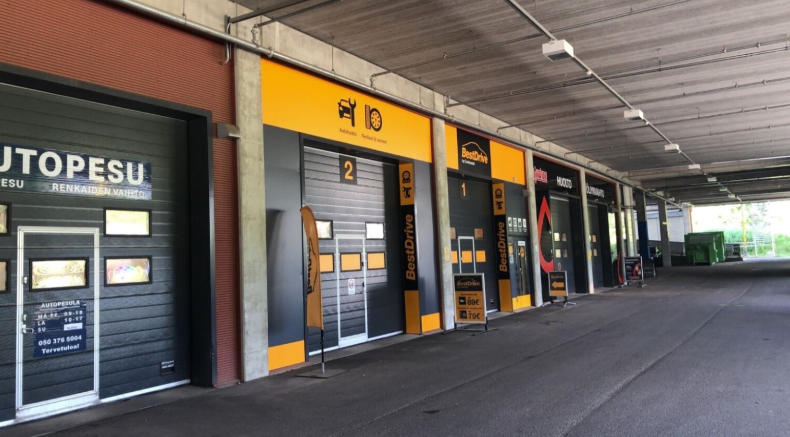 Sillankorva 15, 331m2, Katutaso, Liiketila