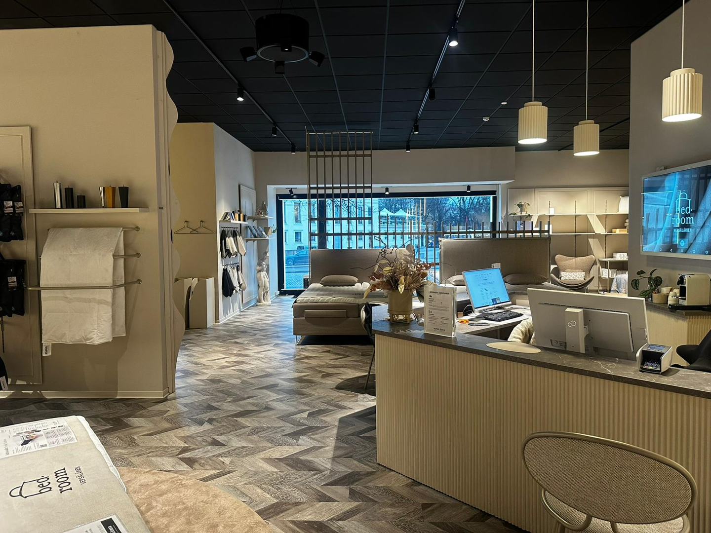 Mannerheimintie 2, 238m2, Katutaso, Liiketila