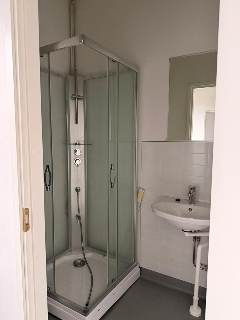 Sillankorva 15, 331m2, Katutaso, Liiketila