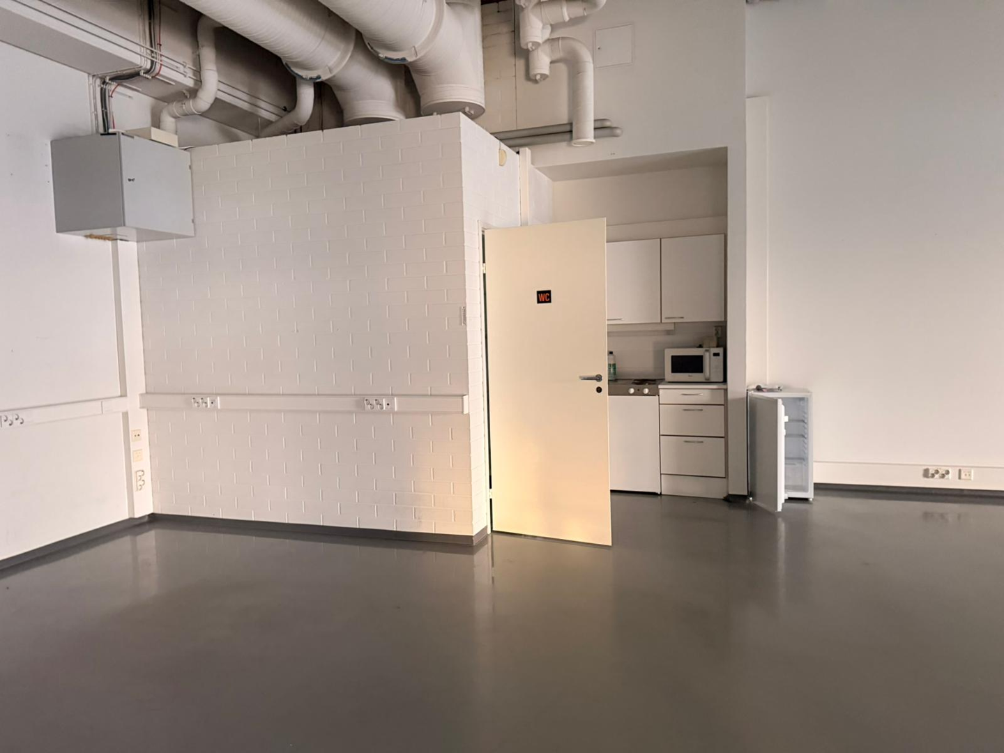 Kartanonherrantie 7, 412m2, 2. kerros, Tuotantotila