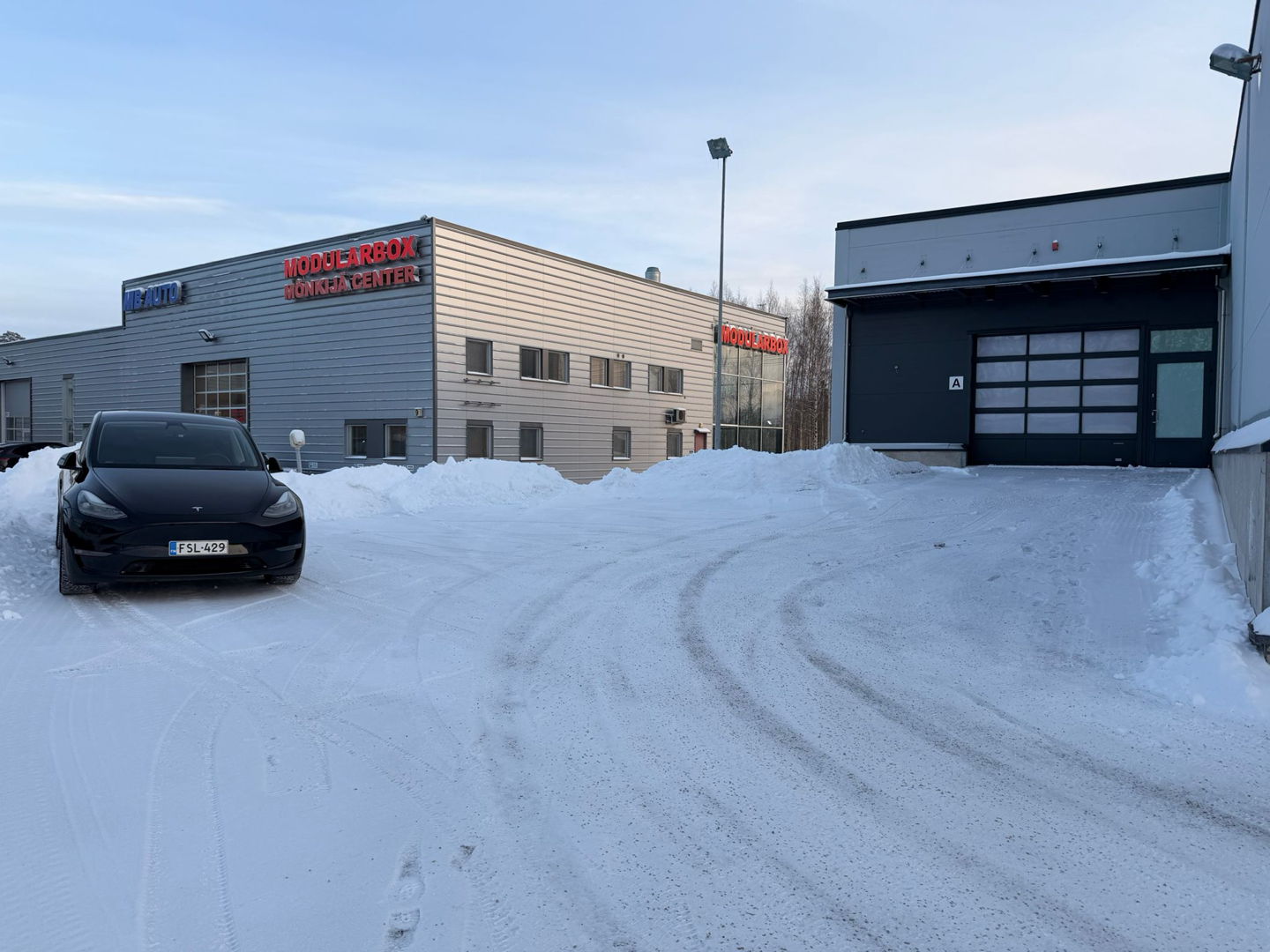 Kartanonherrantie 7, 412m2, 2. kerros, Tuotantotila