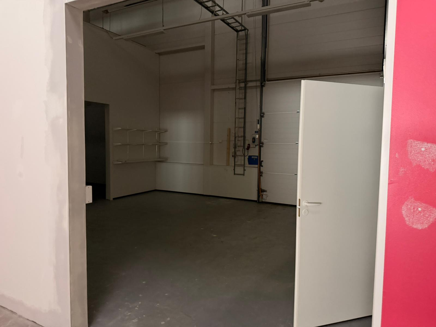 Hakamäenkuja 2 LOHJA, 650m2, , Liiketila