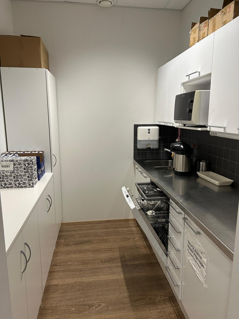 Porttipuistontie 1, 858m2, 2. kerros, Toimistotila