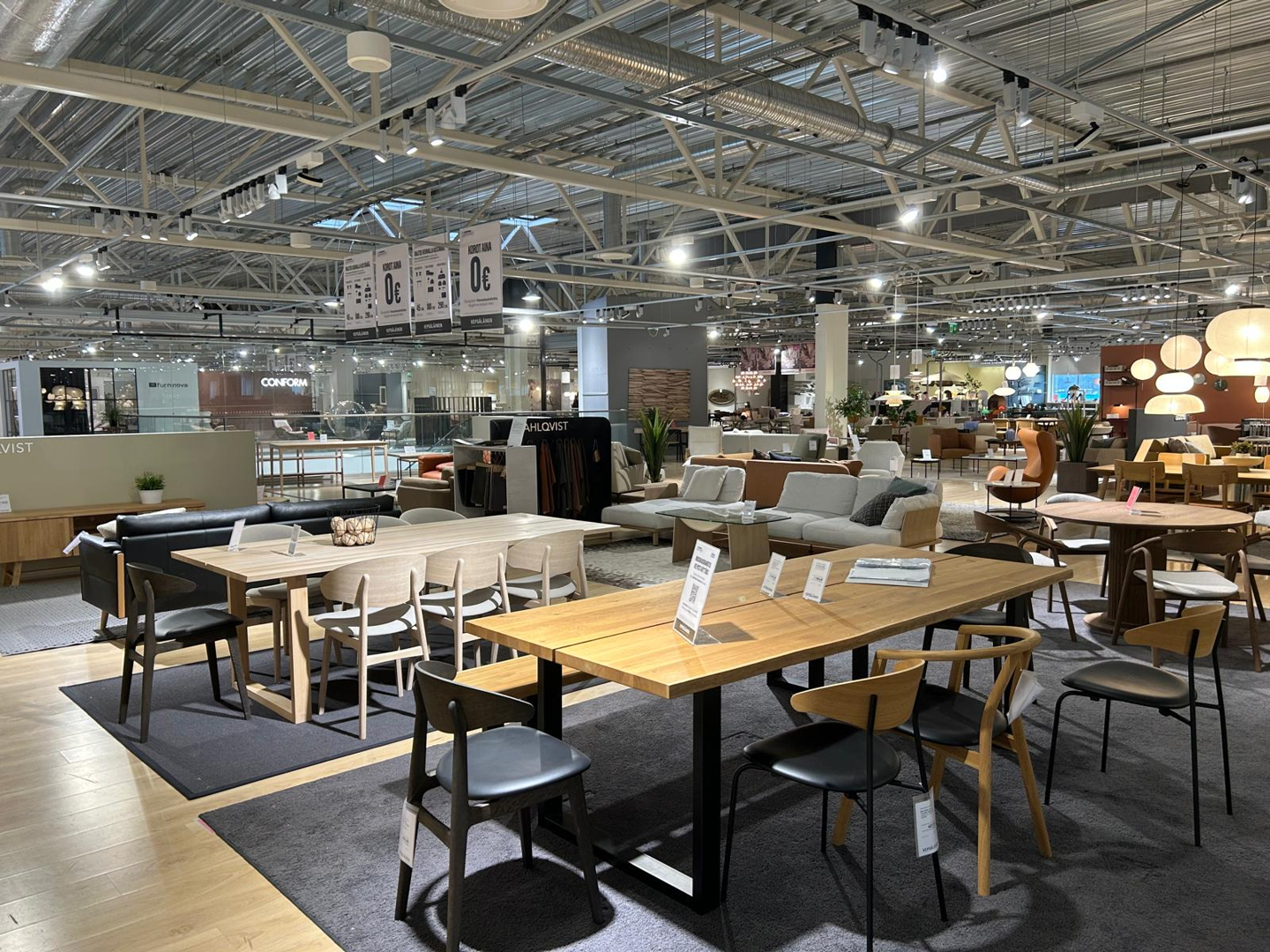 Porttipuistontie 1, 1948m2, 2. kerros, Liiketila