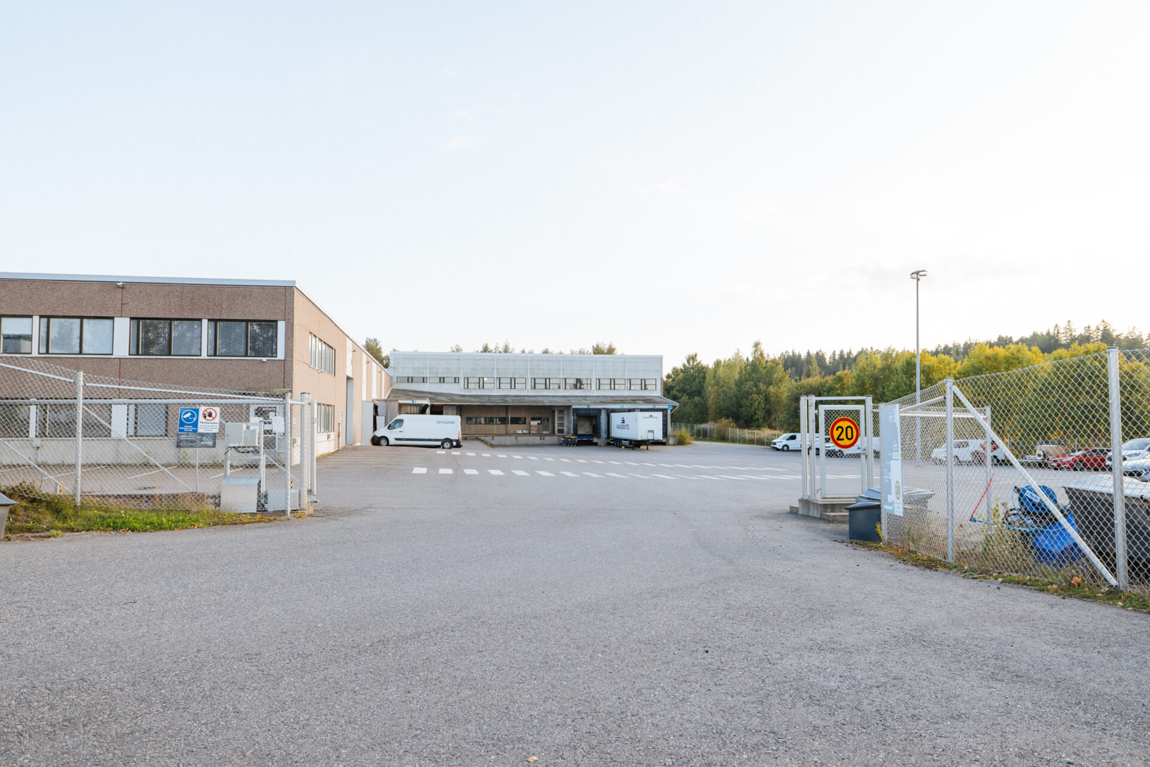 Läntinen teollisuuskatu 2, 14183m2, , Varastotila