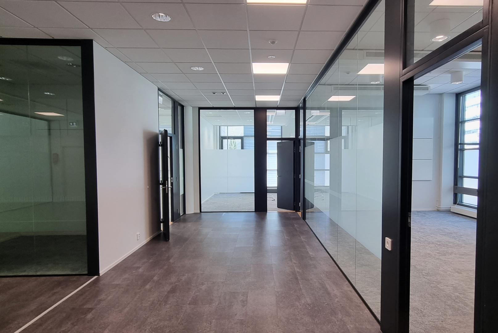 Linnoitustie 2 B, 450m2, , Toimistotila