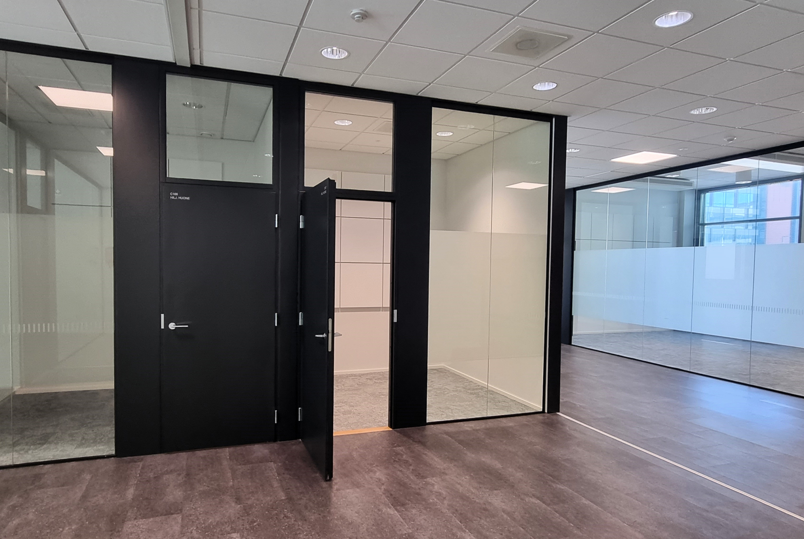 Linnoitustie 2 B, 450m2, , Toimistotila