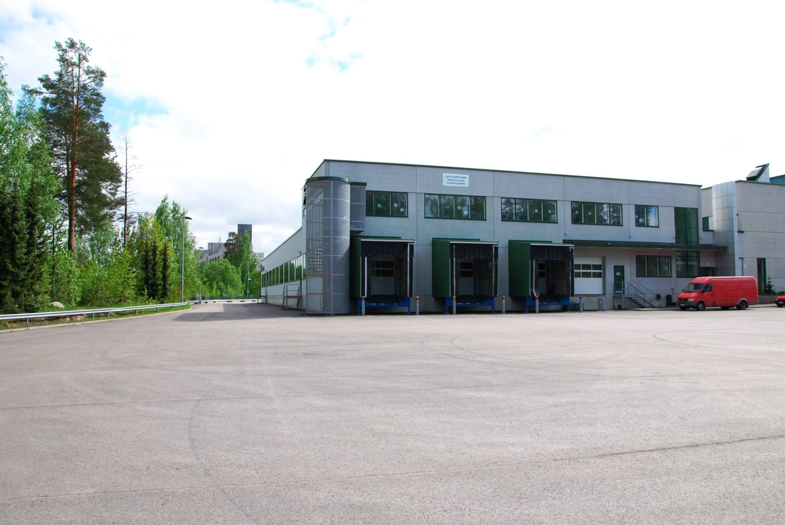 Koivuvaarankuja 2, 305m2, Useita kerroksia, Toimistotila