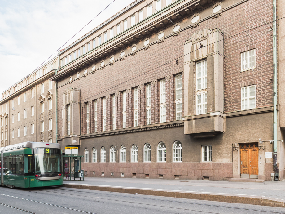 Kaarlenkatu 9-11, 700m2, 5. kerros, Toimistotila