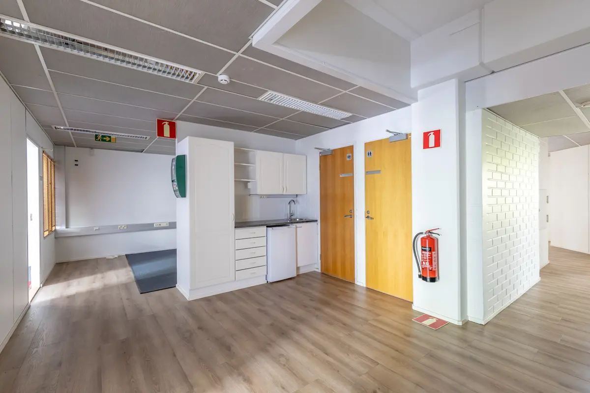 Malmin kauppatie 8, 953m2, 2. kerros, Toimistotila