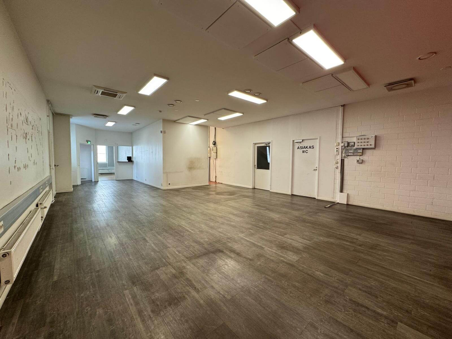 Muonamiehentie 12, 2100m2, , Varastotila