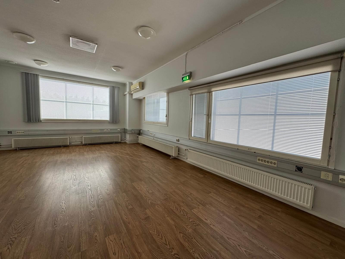 Muonamiehentie 12, 2100m2, , Varastotila