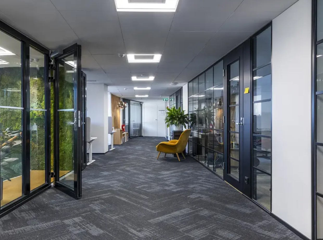 Siltasaarenkatu 16, 2005m2, Useita kerroksia, Toimistotila