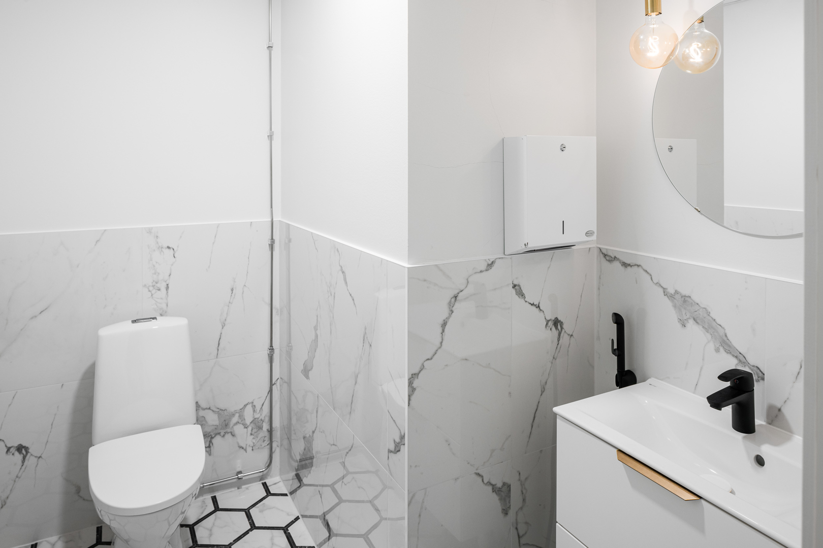 Vanha Talvitie 11, 417m2, 3. kerros, Toimistotila