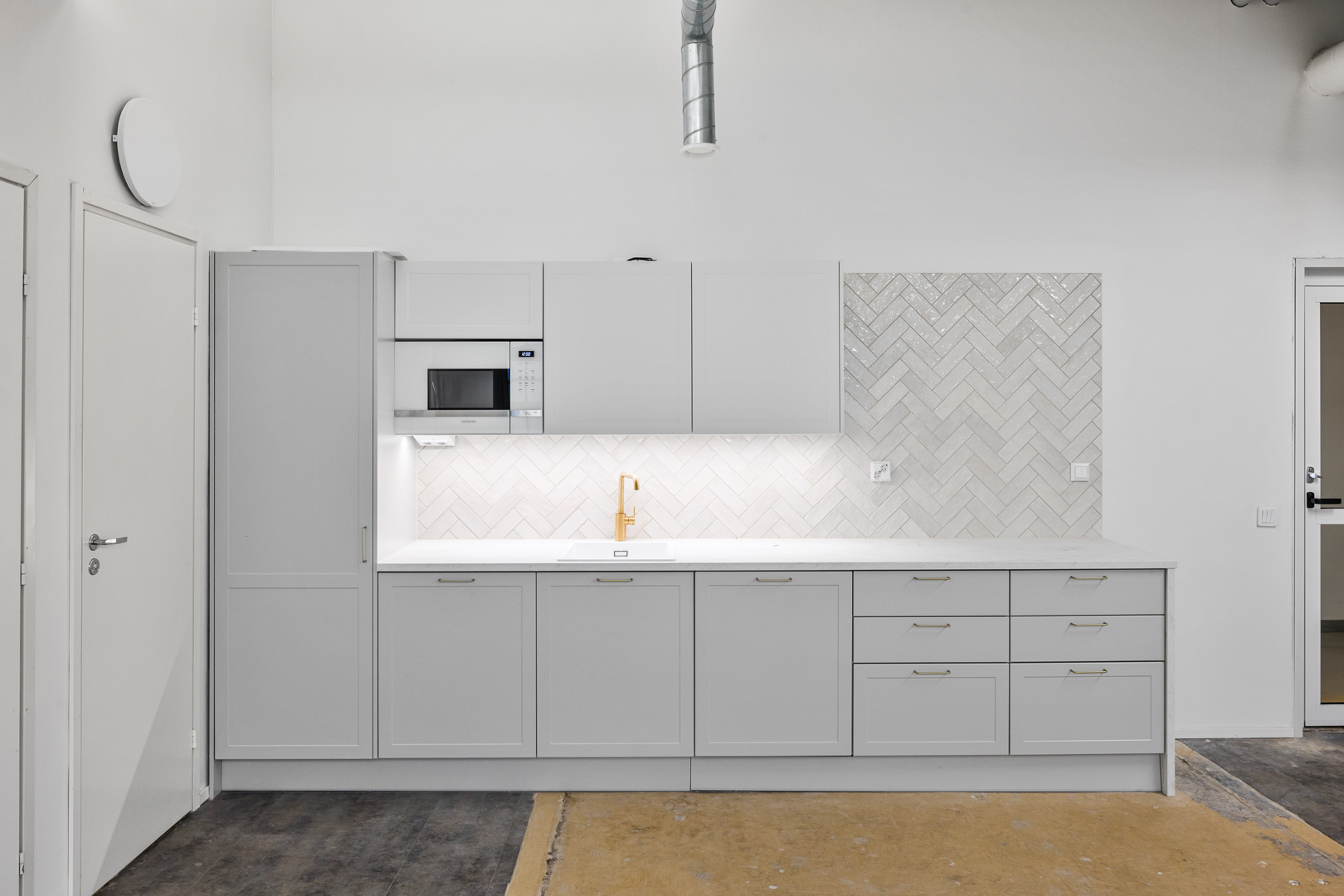 Vanha Talvitie 11, 417m2, 3. kerros, Toimistotila