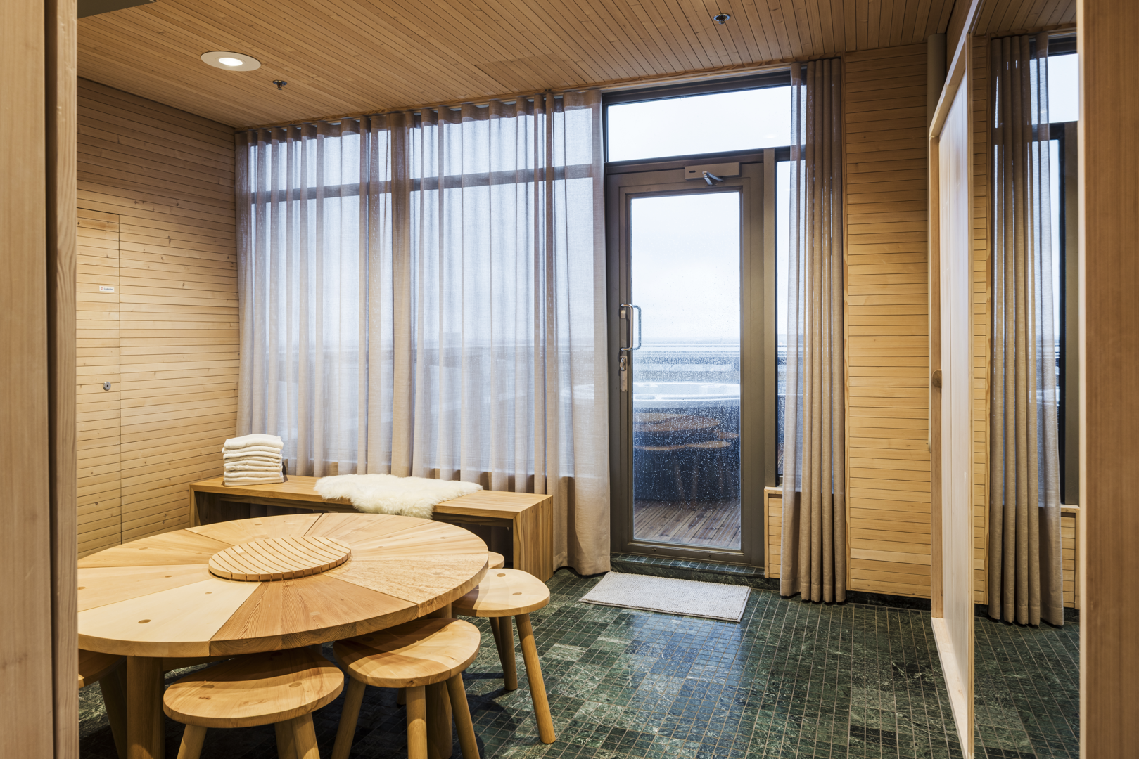 Itämerentori 2, 380m2, 14. kerros, Toimistotila