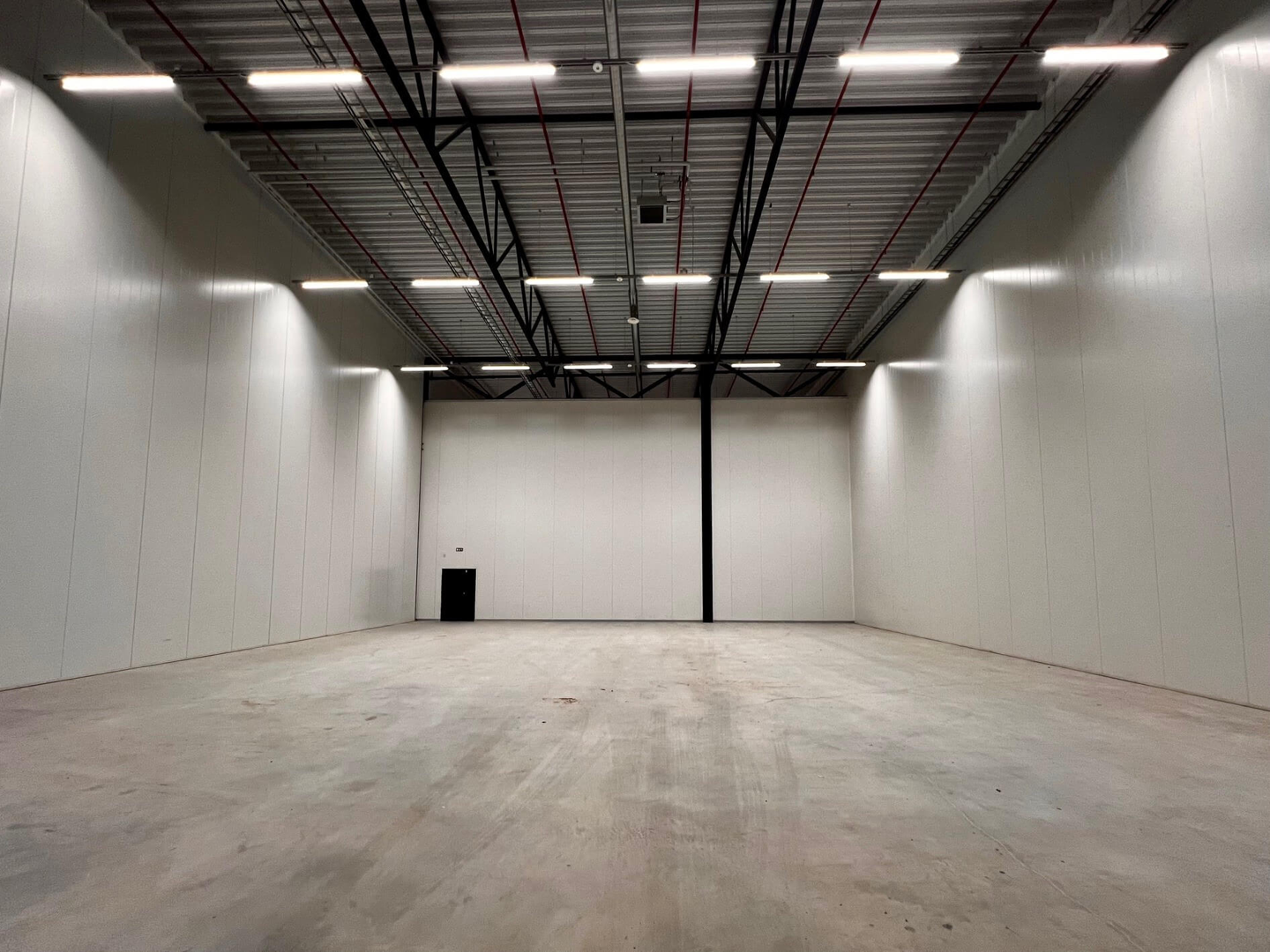 Autokeskuksentie 16 PIRKKALA, 403m2, , Varastotila