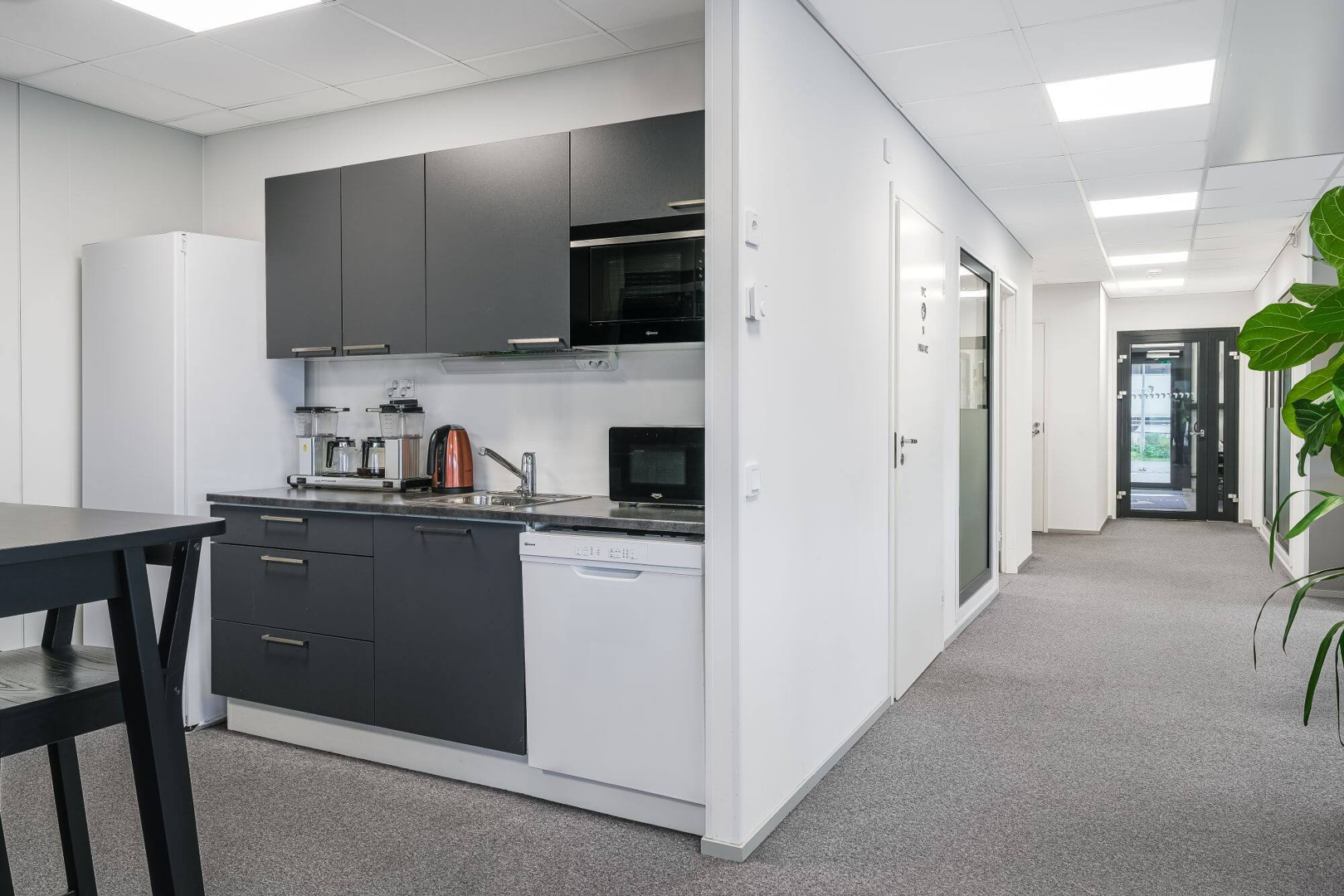 Jasperintie 334 B, 1118m2, Useita kerroksia, Varastotila