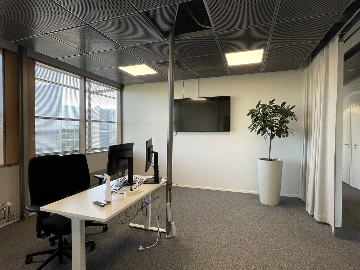 Itämerentori 2, 380m2, 6. kerros, Toimistotila