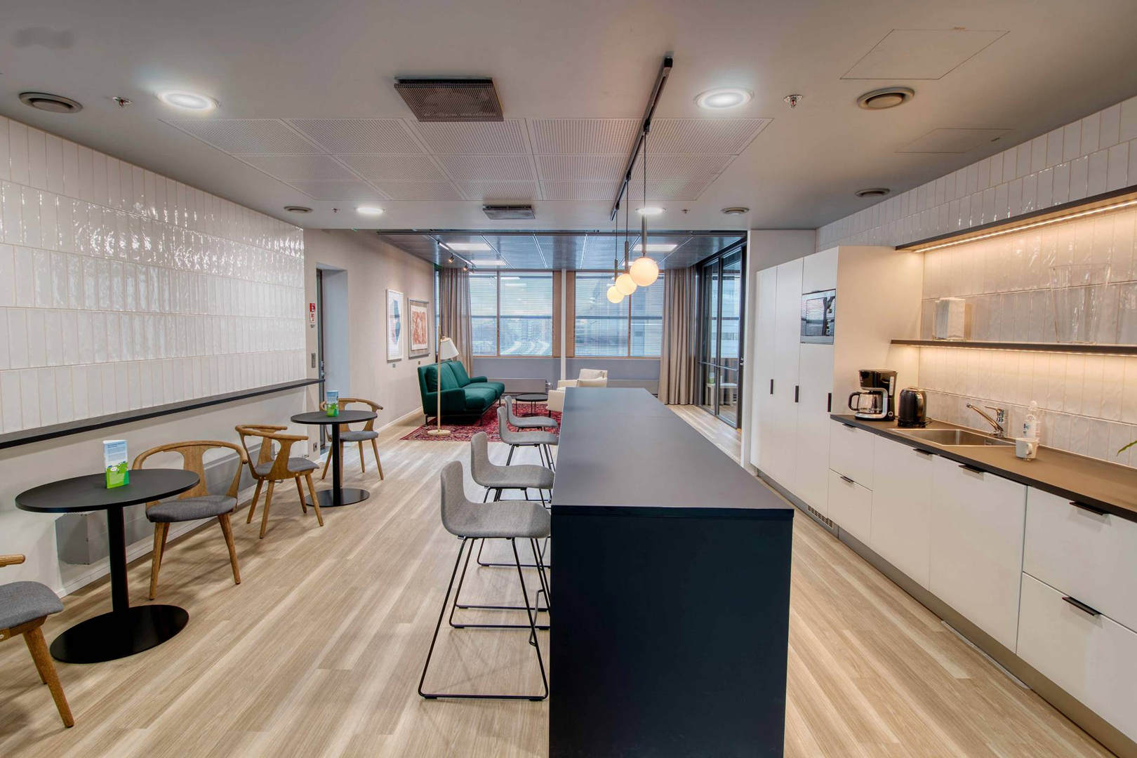 Itämerentori 2, 380m2, 5. kerros, Toimistotila