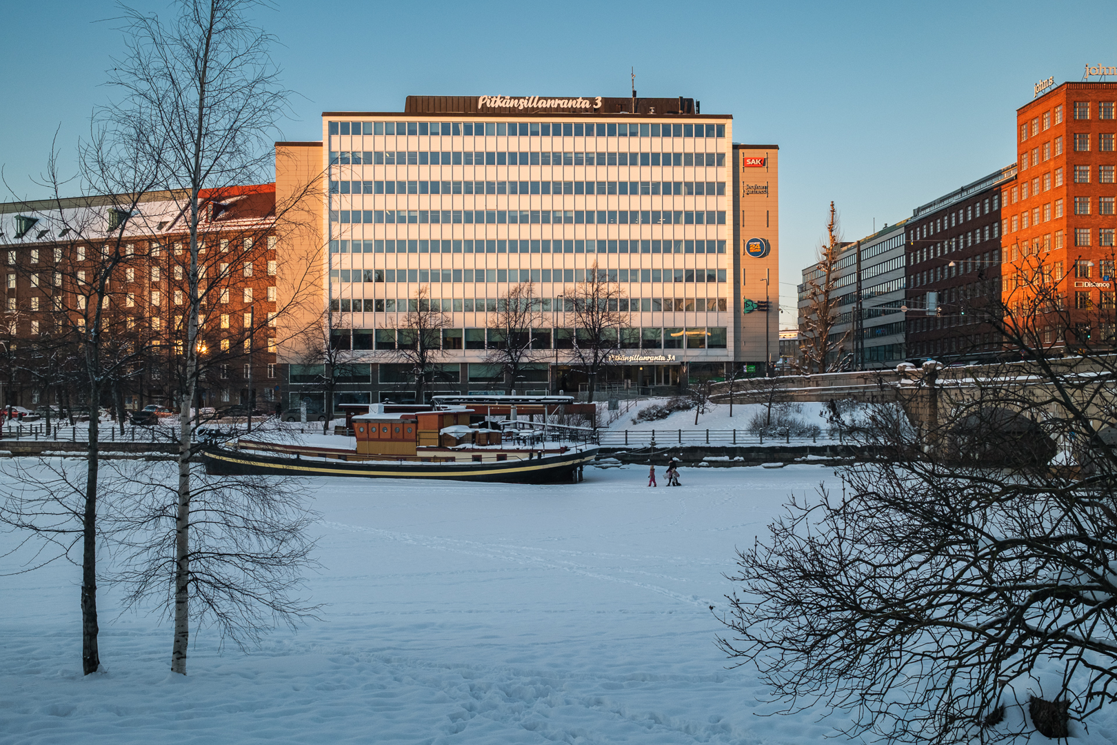 Pitkänsillanranta 3, 415m2, 7. kerros, Toimistotila