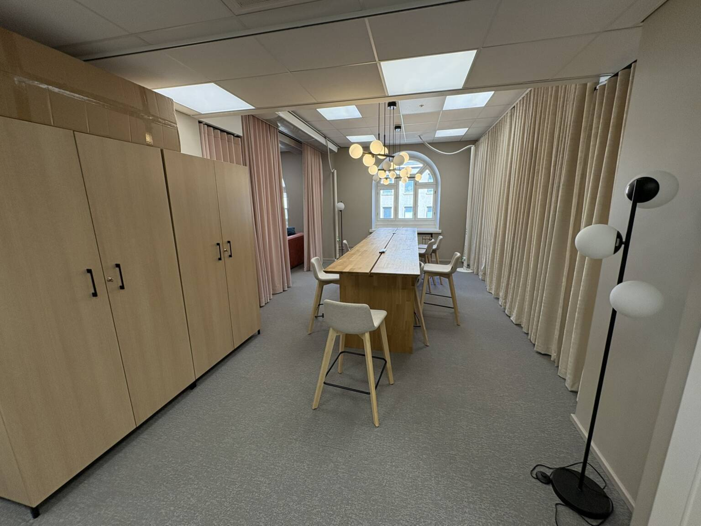Mikonkatu 13, 930m2, 2. kerros, Toimistotila