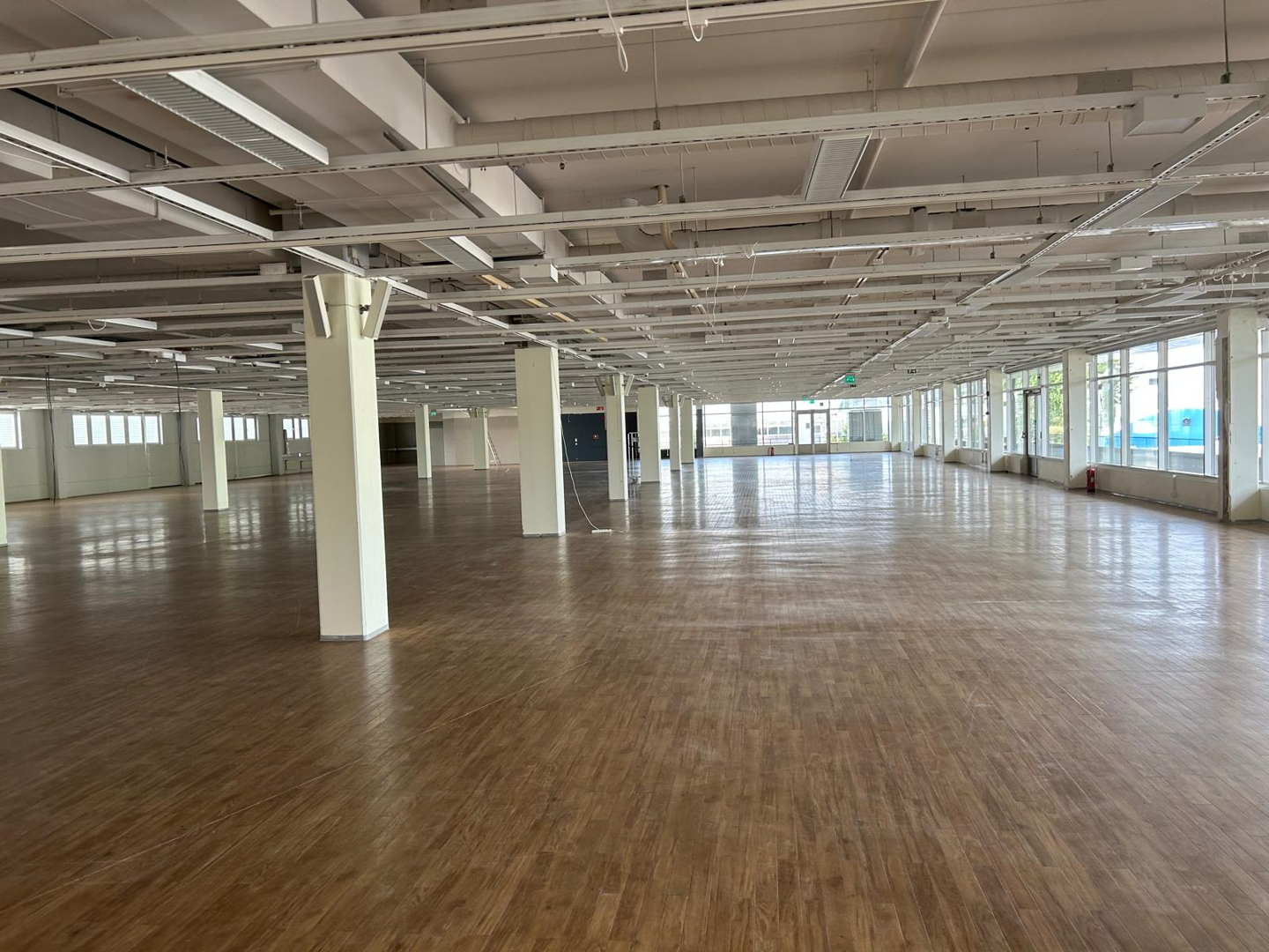 Martinsillantie 2a, 1500m2, Katutaso, Liiketila