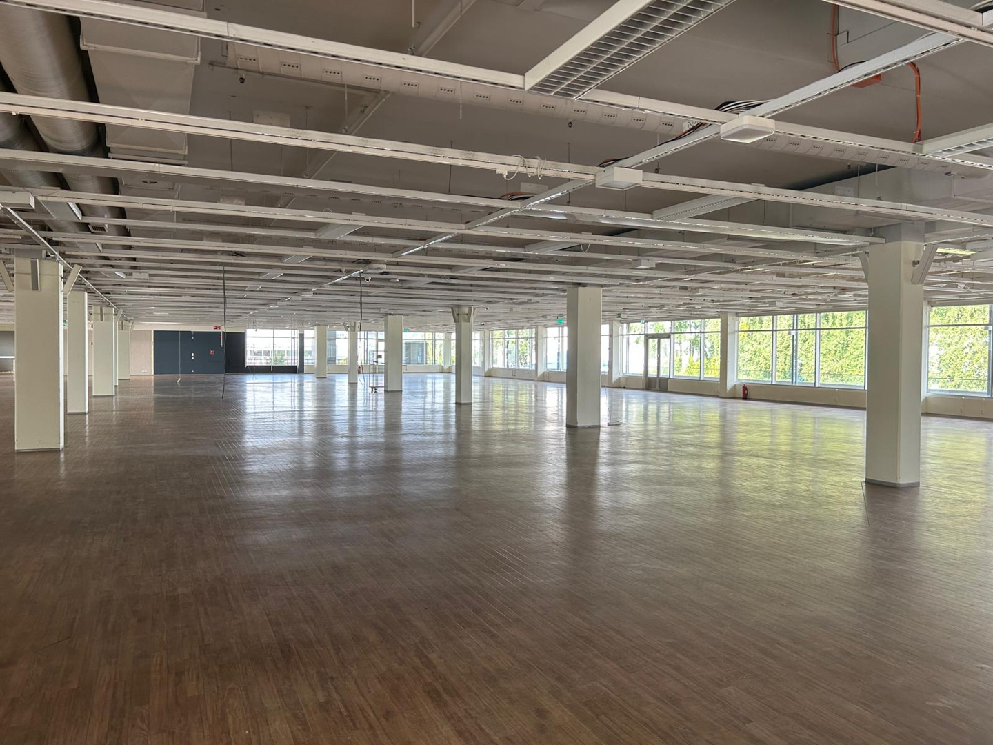 Martinsillantie 2a, 1500m2, Katutaso, Liiketila