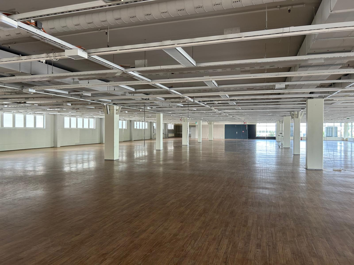 Martinsillantie 2a, 1500m2, Katutaso, Liiketila