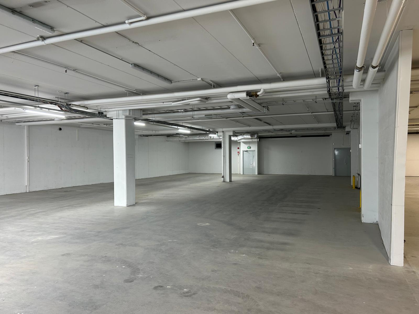 Martinsillantie 2a, 800m2, Katutaso, Varastotila