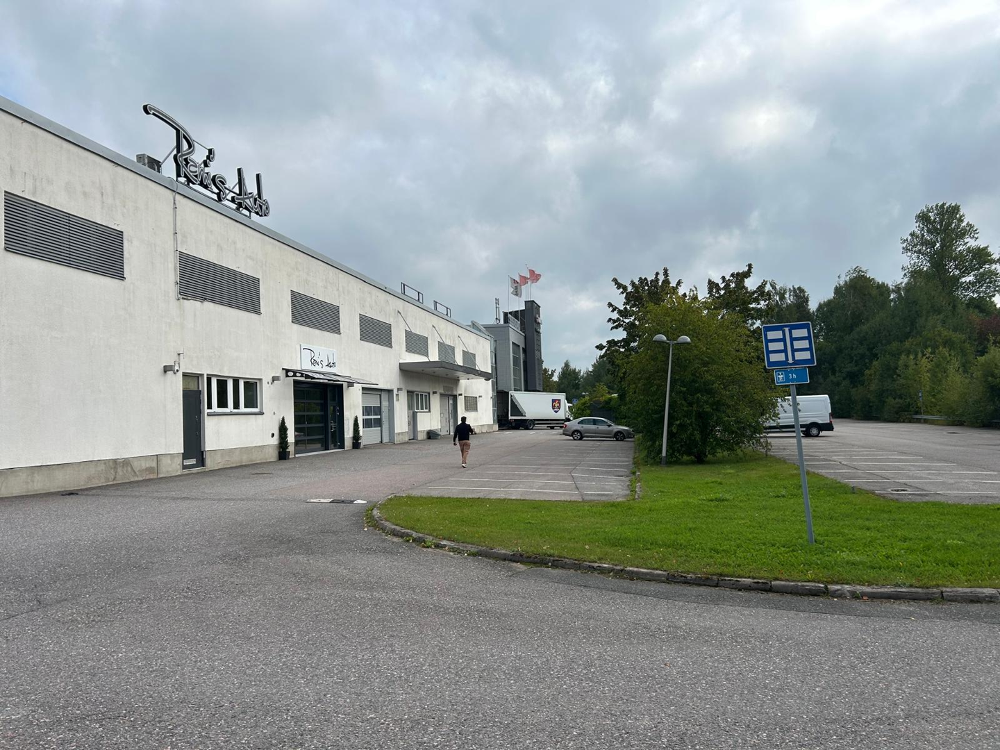 Martinsillantie 2a, 800m2, Katutaso, Varastotila