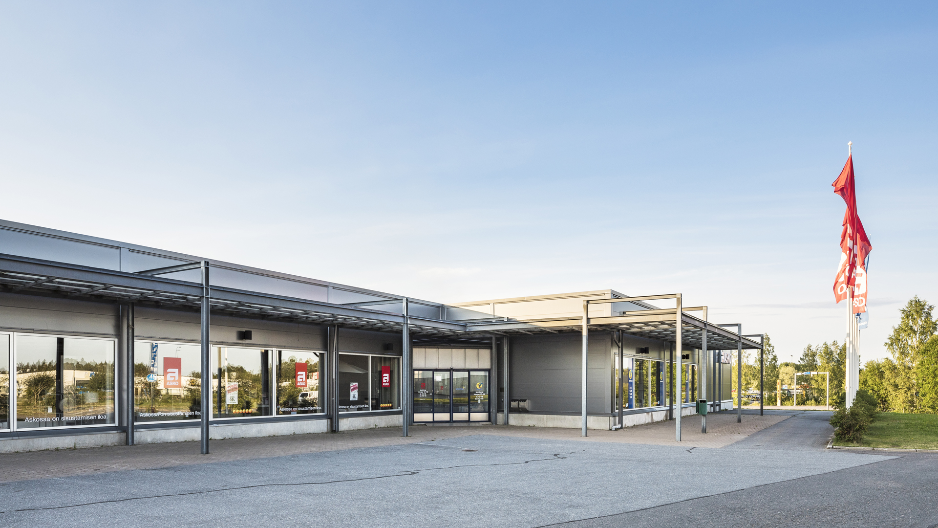 Myllymäenraitti 1, 3400m2, , Liiketila