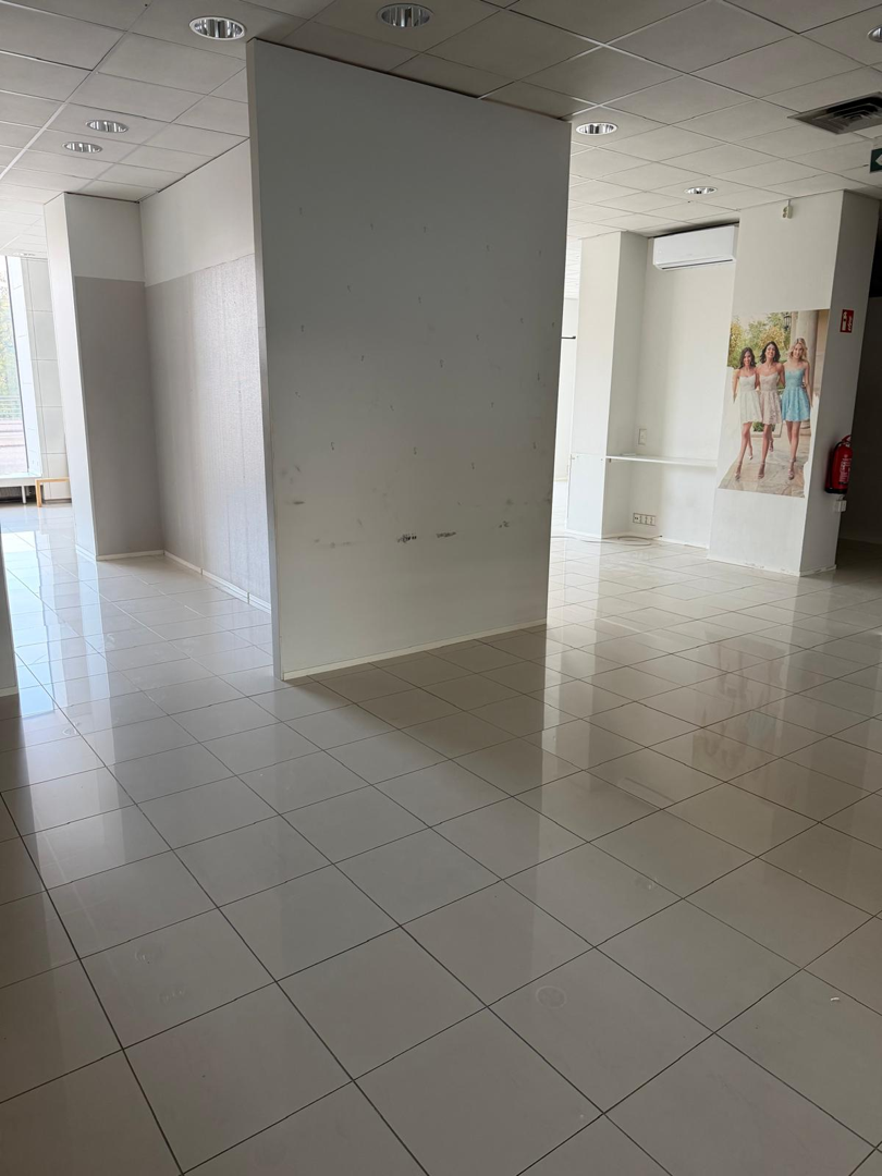 Mannerheimintie 40, 150m2, Katutaso, Liiketila