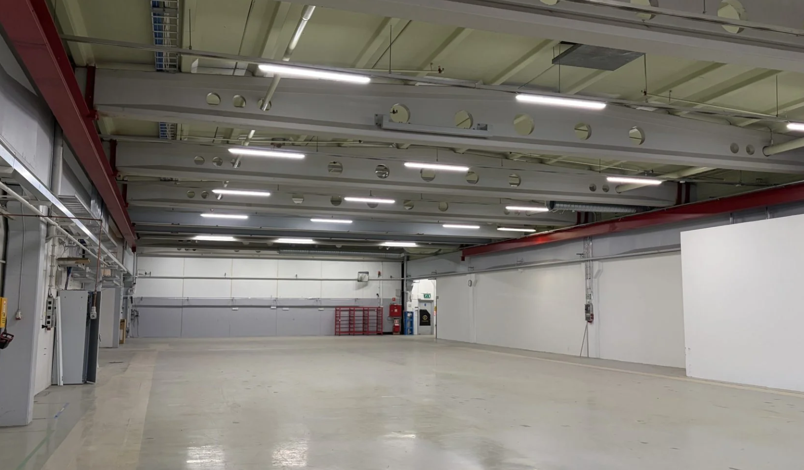Ruosilantie 10, 800m2, 1. kerros, Varastotila