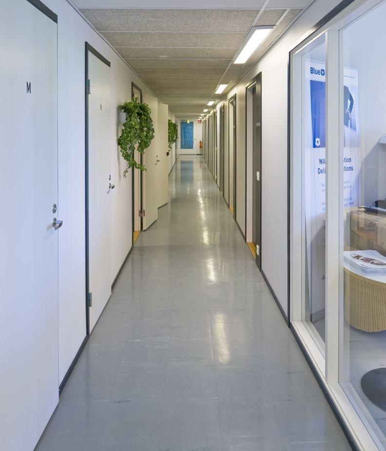 Sinikalliontie 12, 200m2, 3. kerros, Toimistotila